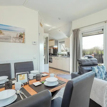 2 Bedroom Amazing In *